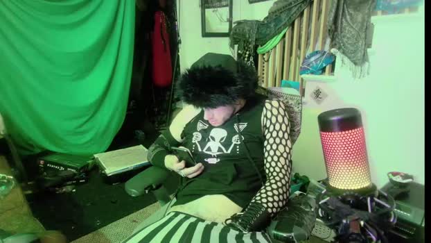 sexyhungmasterofkink  23-05-2023