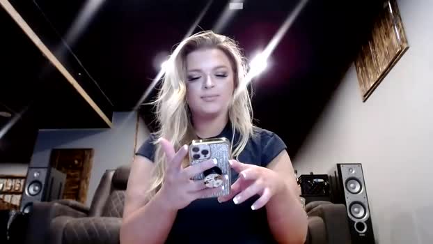 kellynicolexoxo  01-06-2023