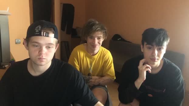 stralght_twinks  05-06-2023