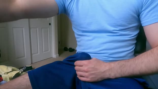 hung_dude_19  14-06-2023
