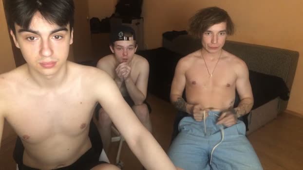 stralght_twinks  16-06-2023
