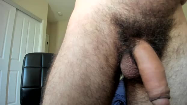 hung_dude_19  03-07-2023