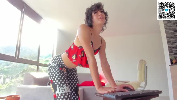 veruzca_bigcock  10-07-2023