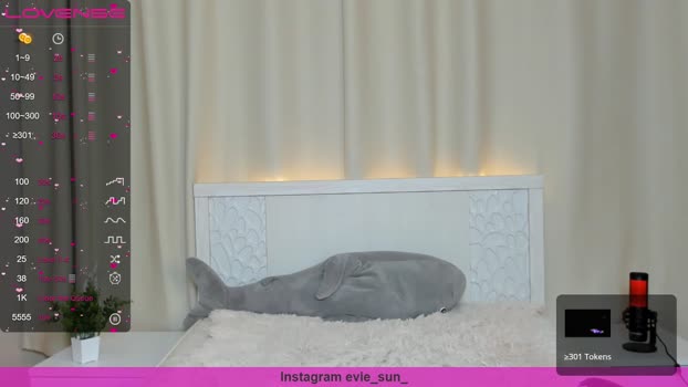evie_may  21-07-2023