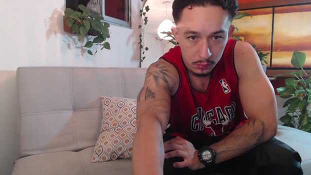 fratguysonline  25-07-2023