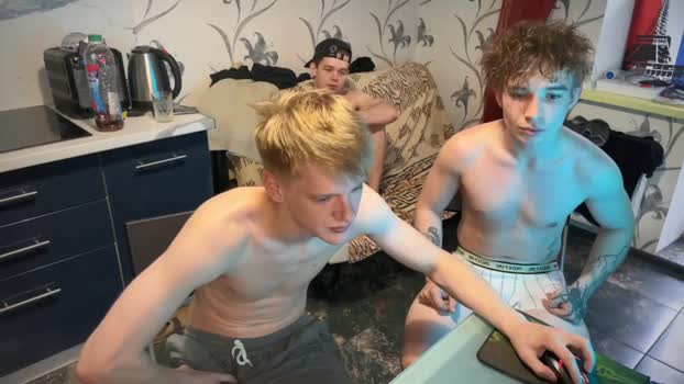 stralght_boysss  27-07-2023