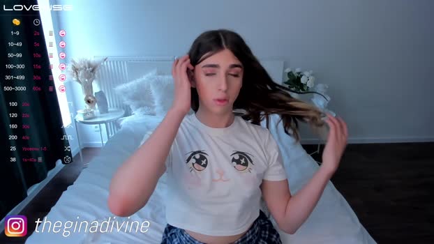 gina_divine  31-07-2023