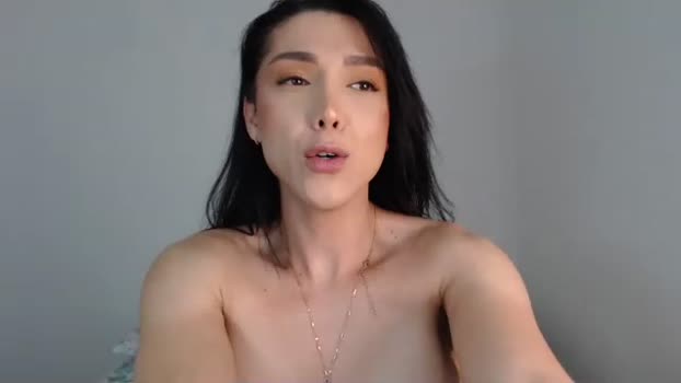 zoey_tranny  15-08-2023