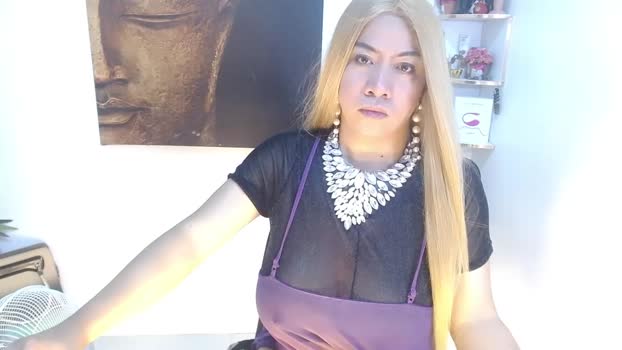 gorgeoushotcum  17-08-2023