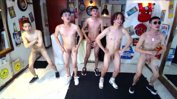 sextwinksx  27-08-2023