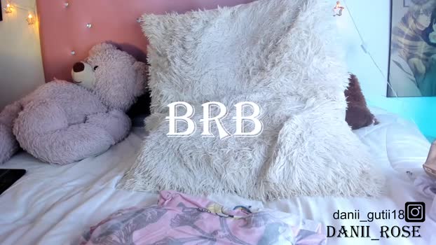 danii_rose  31-08-2023
