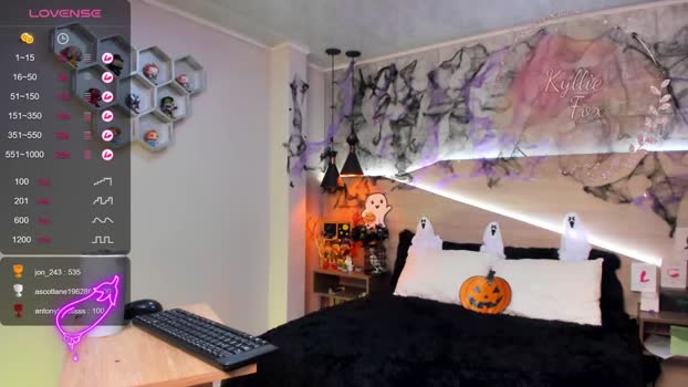 kylliefox_  14-10-2023