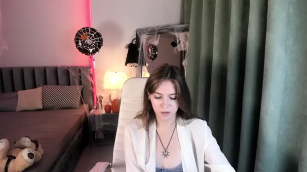 niky_jill  04-11-2023