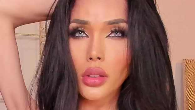 _dropdeadgorgeous_ 03-12-2023