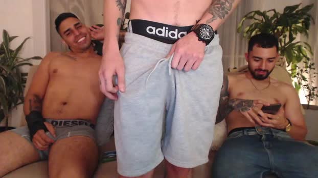 fratguysonline 06-03-2024