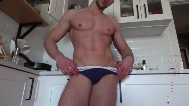 muscularfriend 06-03-2024