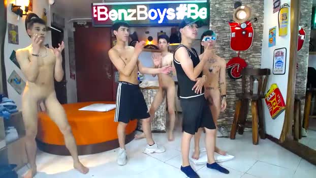 benz_boys Chaturbate 08-04-2024 Males