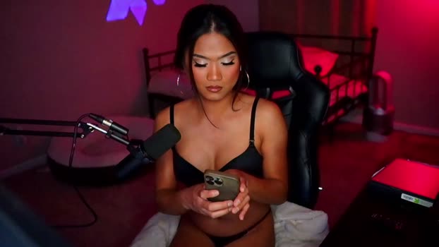 ynaong Chaturbate 11-04-2024 Trans