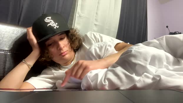 evanbrown333 Chaturbate 17-04-2024 Males
