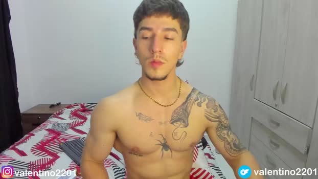 valentino2201 Chaturbate 17-04-2024 Males