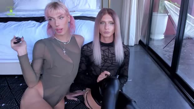 yvonne_miss Chaturbate 17-04-2024 Trans