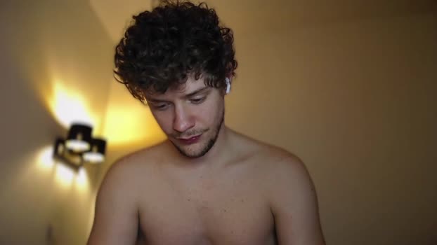 ironthud Chaturbate 17-04-2024 Males