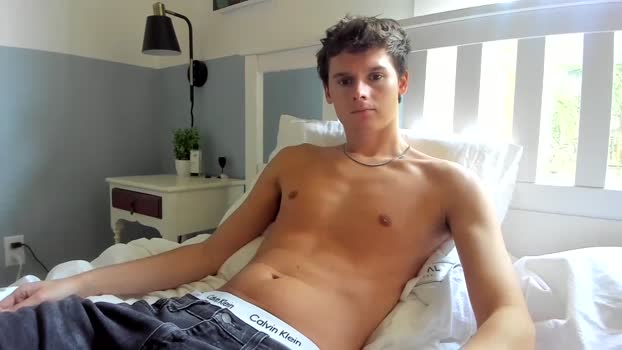 sensualalien Chaturbate 20-04-2024 Males