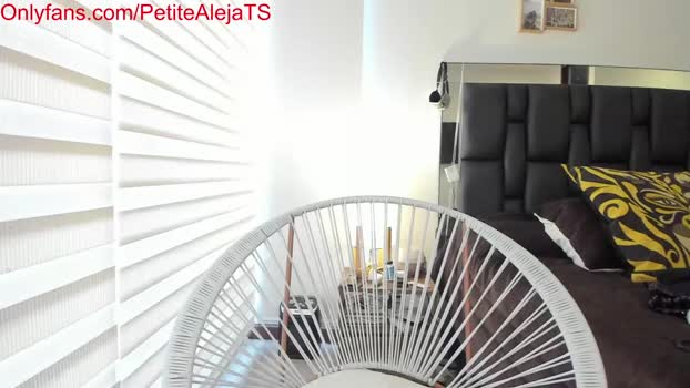 petitealejats Chaturbate 27-04-2024 Trans