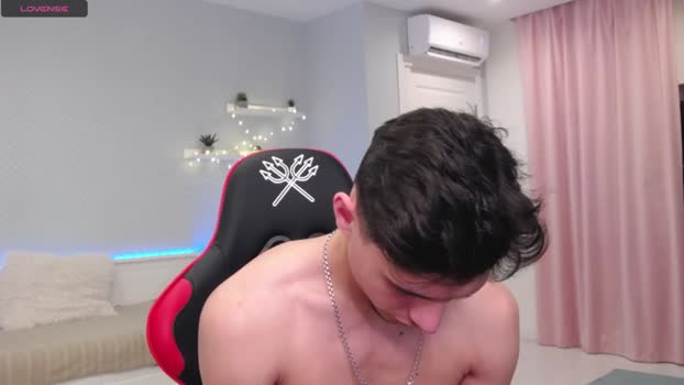 denhummer Chaturbate 04-05-2024 Males