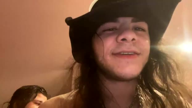 tellmeyoulikewhatyousee Chaturbate 05-05-2024 Males