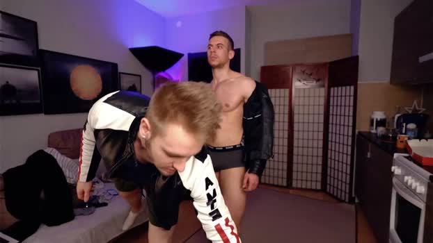 enjohnny Chaturbate 11-05-2024 Males