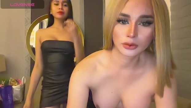 pialova Chaturbate 15-05-2024 Trans