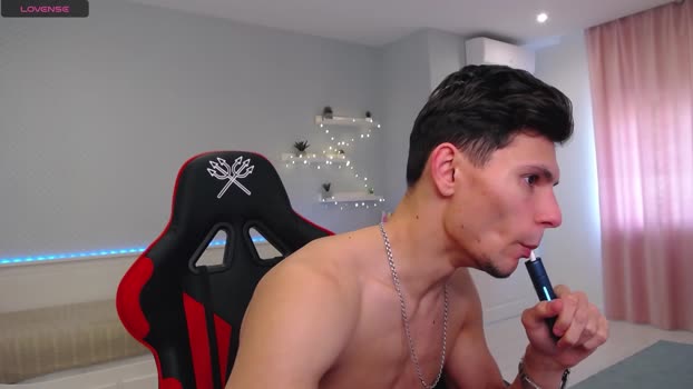 denhummer Chaturbate 20-05-2024 Males