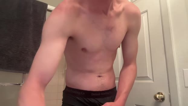tommygunzsolo Chaturbate 30-05-2024 Males