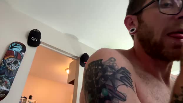 ishouldntbeonhereagain Chaturbate 04-06-2024 Males
