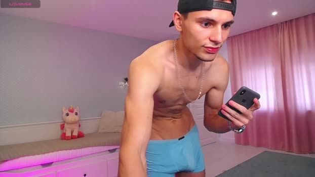 denhummer Chaturbate 19-07-2024 Males
