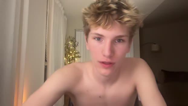 blondiewyatt18 Chaturbate 15-09-2024 Males