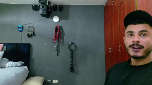 john_and_louis Chaturbate 09-10-2024 Males