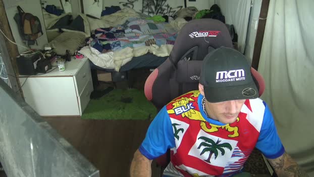 nezzey Chaturbate 13-10-2024 Males
