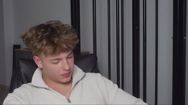 lukedesirable Chaturbate 18-10-2024 Males