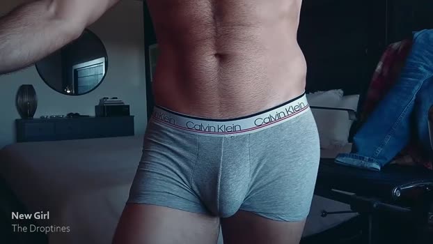 bareleeworking Chaturbate 24-10-2024 Males