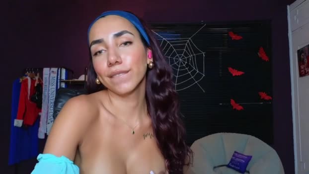 brendaaguerra show Webcam SHOW @ Chaturbate 27-10-2024