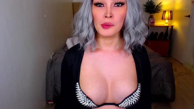 legendaryxqueen fingering Webcam SHOW @ Chaturbate 28-10-2024
