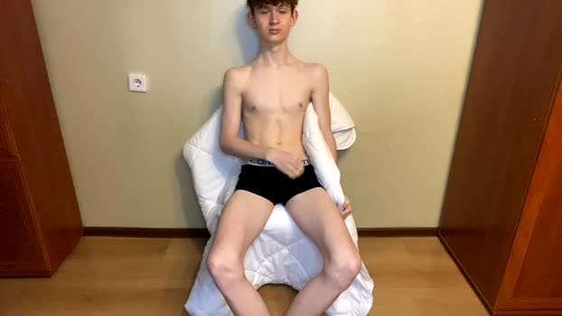 k1tty_b0y toy Webcam SHOW @ Chaturbate 28-10-2024