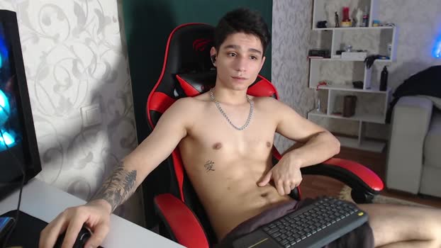 rik_and juicy Webcam SHOW @ Chaturbate 28-10-2024