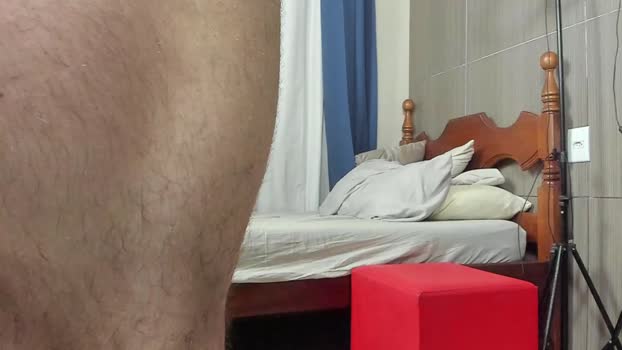 deanlek play Webcam SHOW @ Chaturbate 31-10-2024