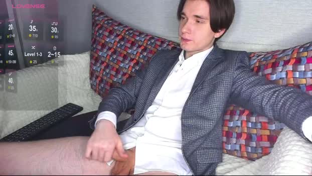 maximum_hot toys Webcam SHOW @ Chaturbate 01-11-2024