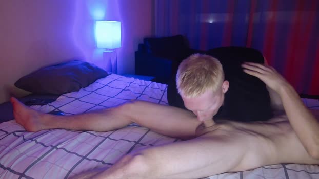 red_guy1 big Webcam SHOW @ Chaturbate 31-10-2024