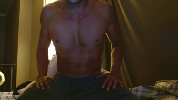 nakedwoodbbttr Naked Webcam SHOW @ Chaturbate 02-11-2024