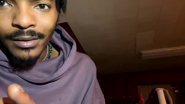 trillahung juicy Webcam SHOW @ Chaturbate 02-11-2024